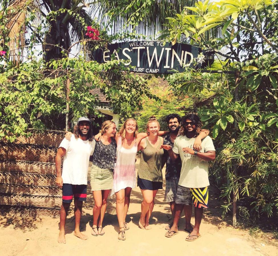 Eastwind Surf Camp Hotel Baía de Arugam Exterior foto